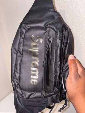 バッグ 21ss Supreme Sling Bag Black Sling Bag | Supreme 21ss